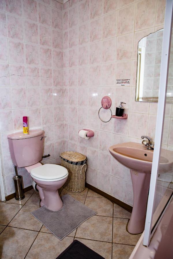 פיקסבורג Woodpecker Guesthouse מראה חיצוני תמונה