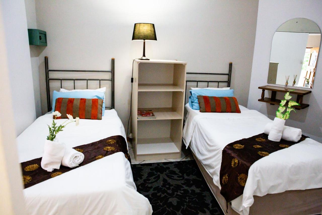 פיקסבורג Woodpecker Guesthouse מראה חיצוני תמונה